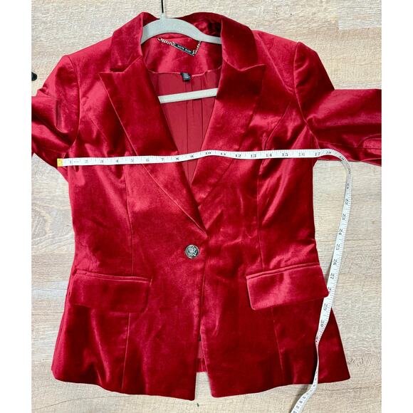 White House Black Market Red Wine Velvet Blazer Size 4 - Picture 8 of 8